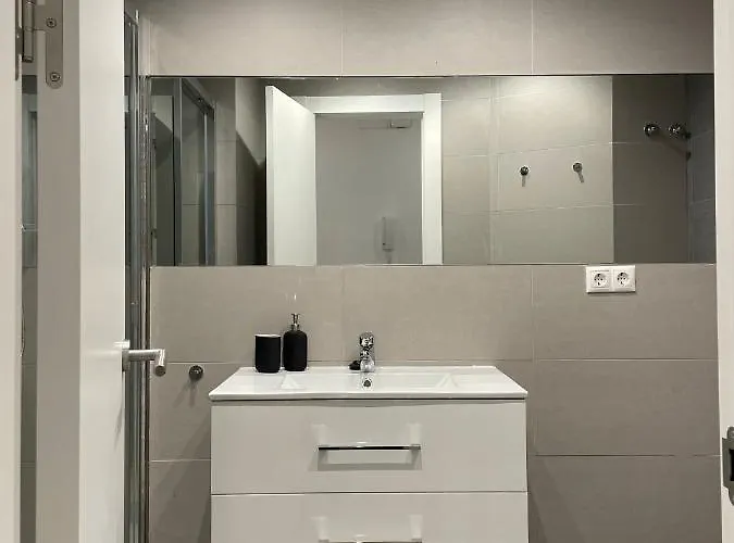 Cisneros Apartment